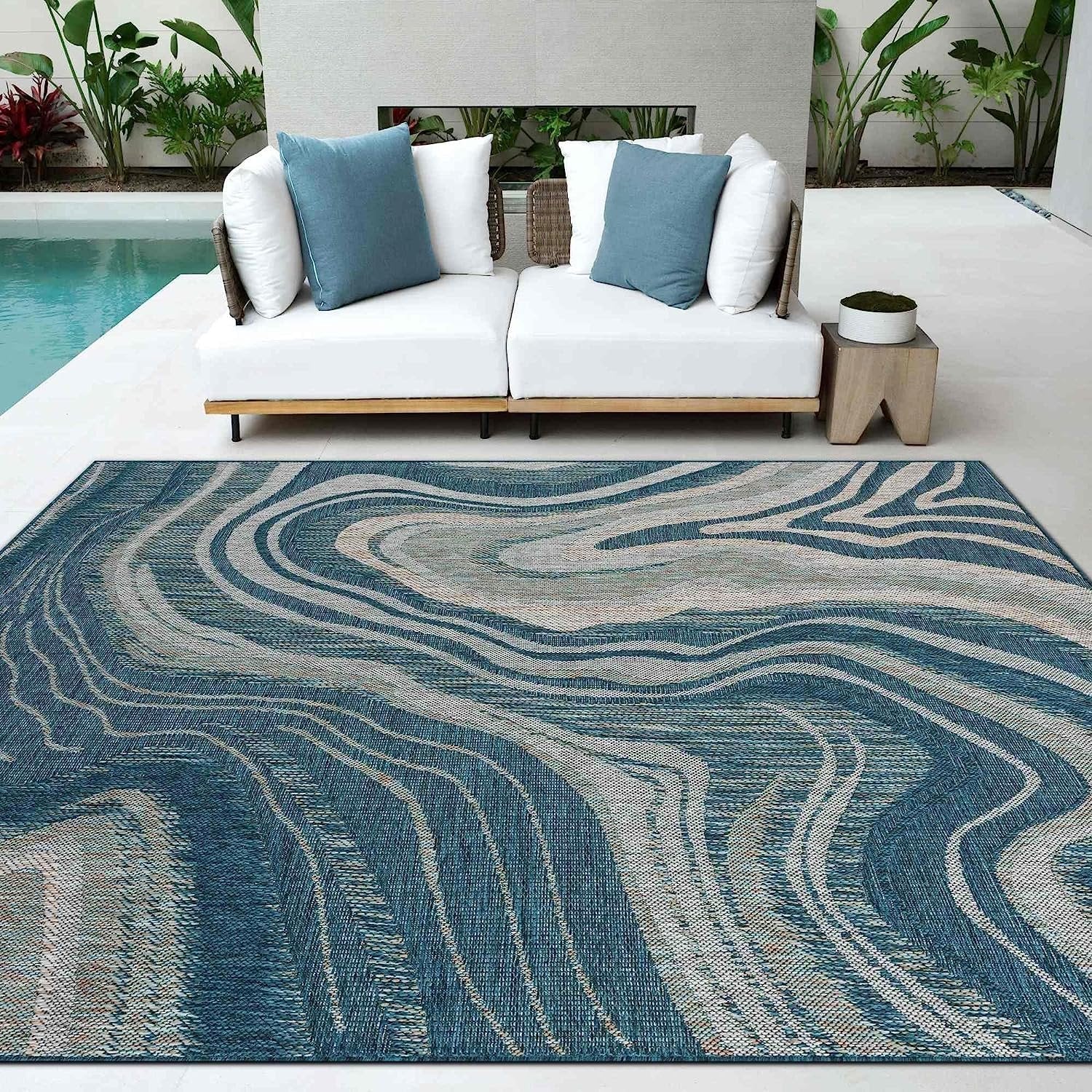 Ocean Pattern Outdoor Rug – Waterproof, Fade-Resistant – 5x7 & 8x10 Sizes