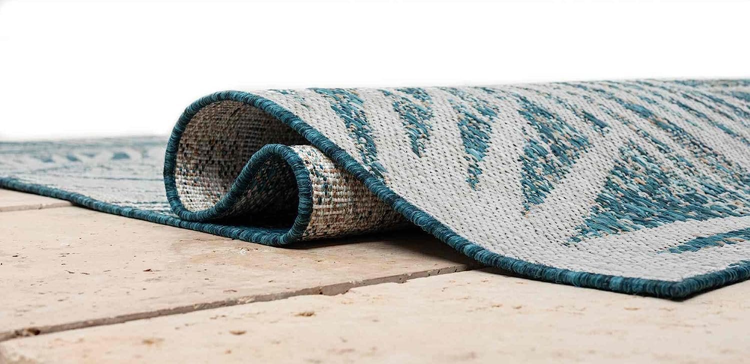 Leaf Pattern Outdoor Rug – Waterproof and Fade-Resistant – 5x7 & 8x10 Sizes