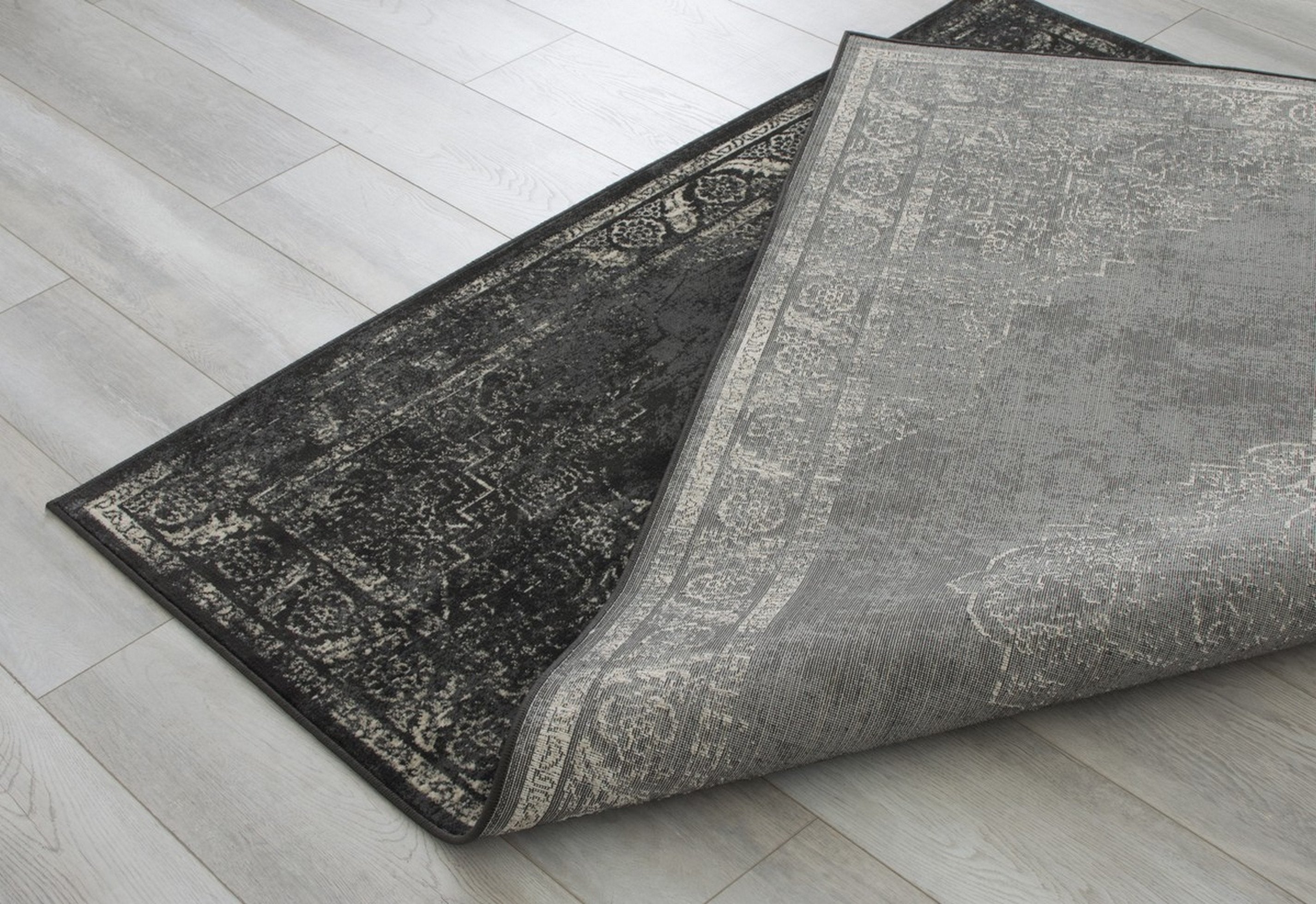 Oriental Distressed #90