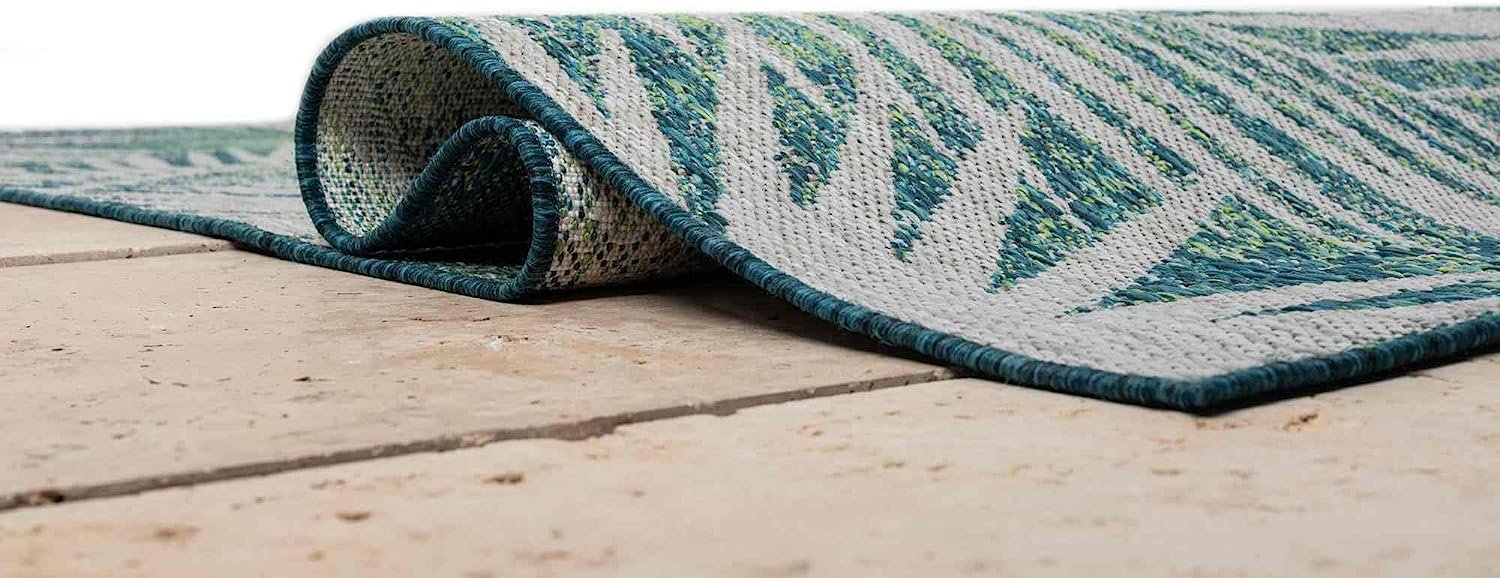 Leaf Pattern Outdoor Rug – Waterproof and Fade-Resistant – 5x7 & 8x10 Sizes