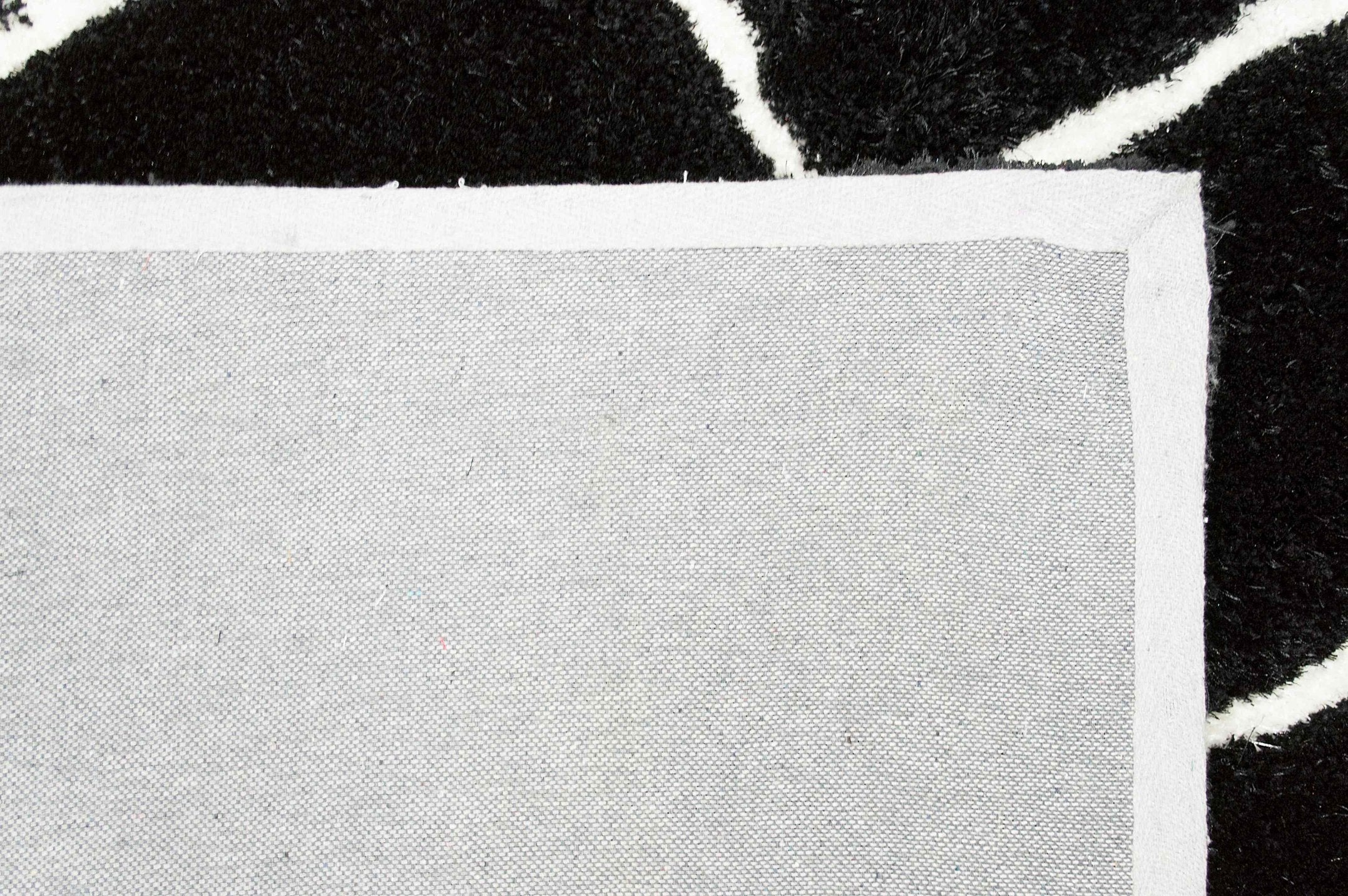 3-D Hand Carved Shaggy Rug - Soft Modern Colors