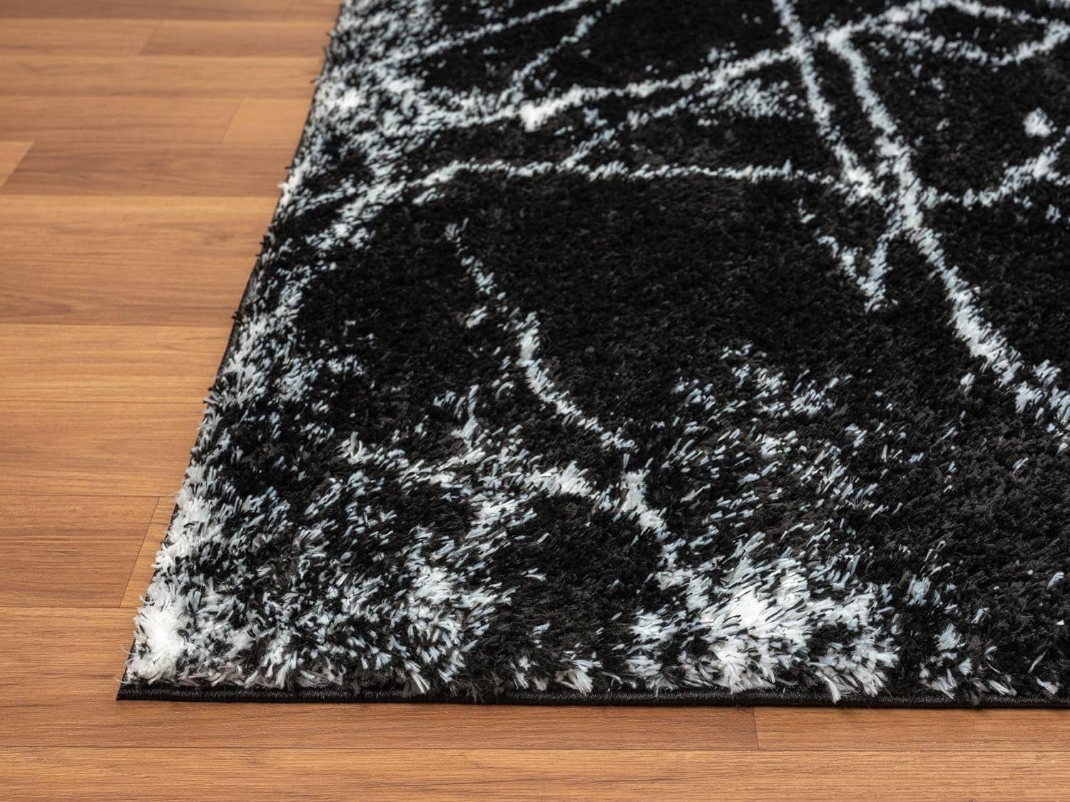 HR Ultra-Soft Cobalt Gold, Beige and White Shaggy Rug with Elegant Marble Pattern