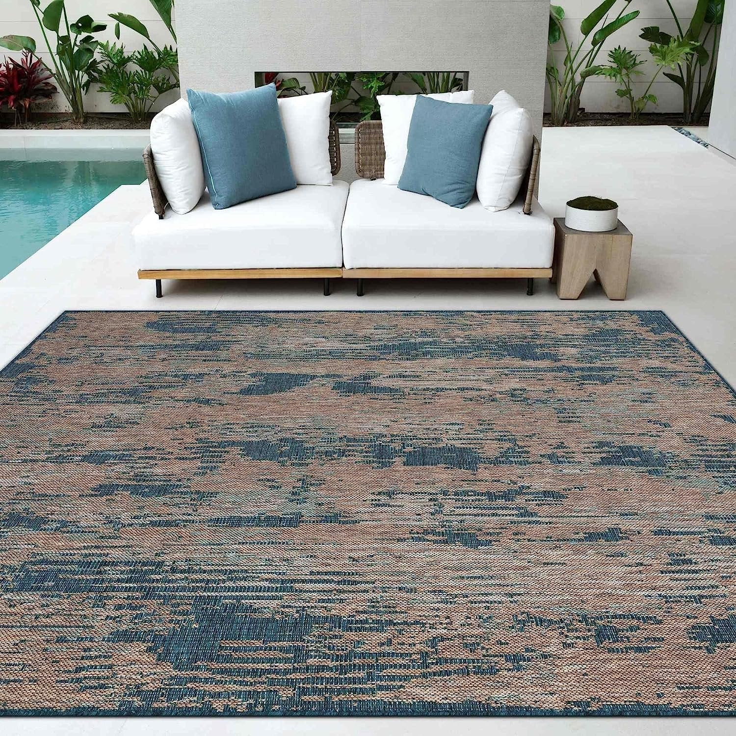 HR Waterproof Abstract Outdoor Rug - Stain and Fade-Resistant #1660