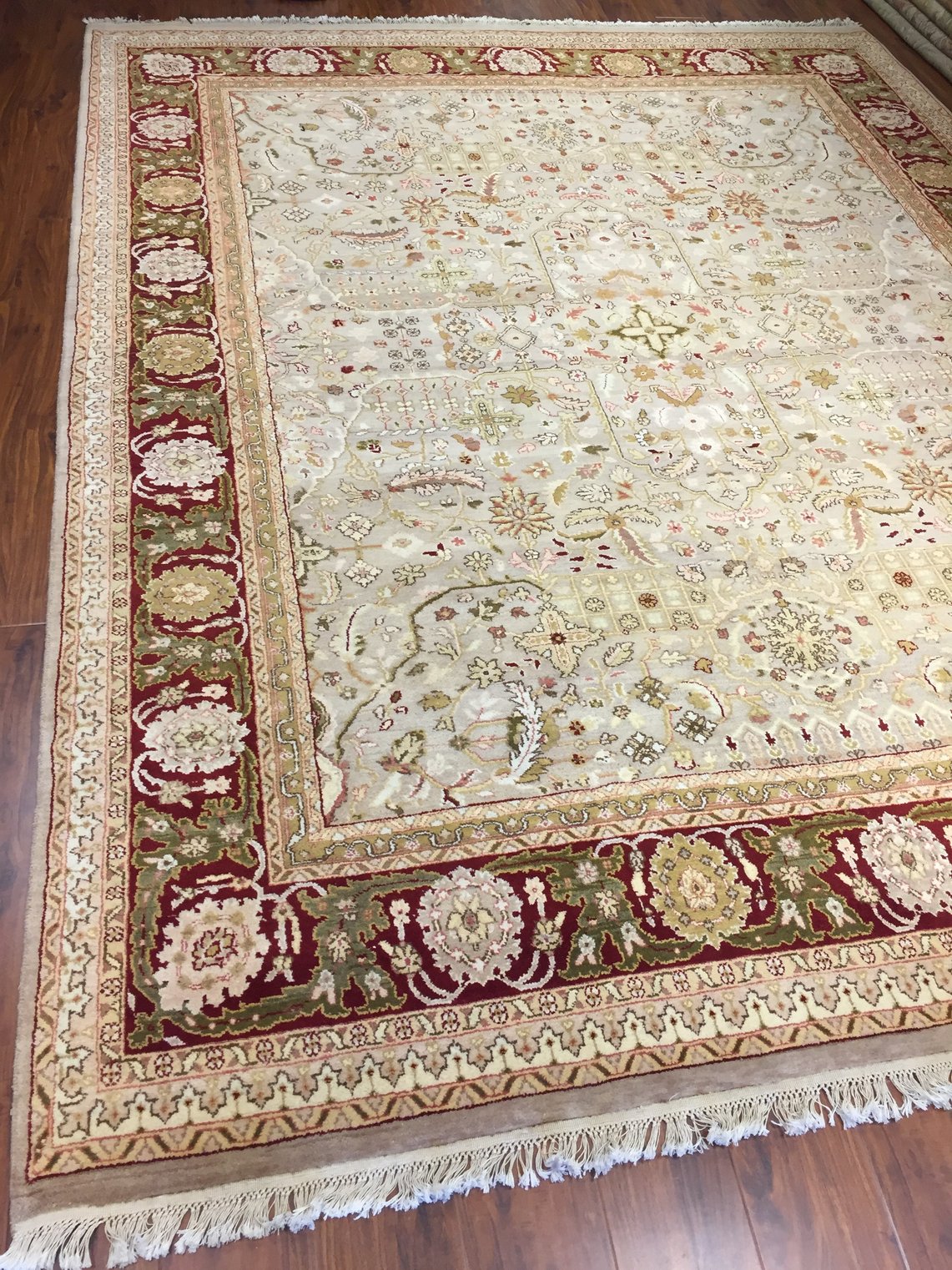 Authentic Handmade fine Indiaian Rug-Wool Floral Pattern-Light Olive/Burgundy-(8 by 10.2 Feet)